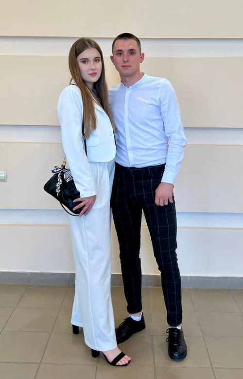 Еще одна оренбургская пара поженится на выставке «Россия» 